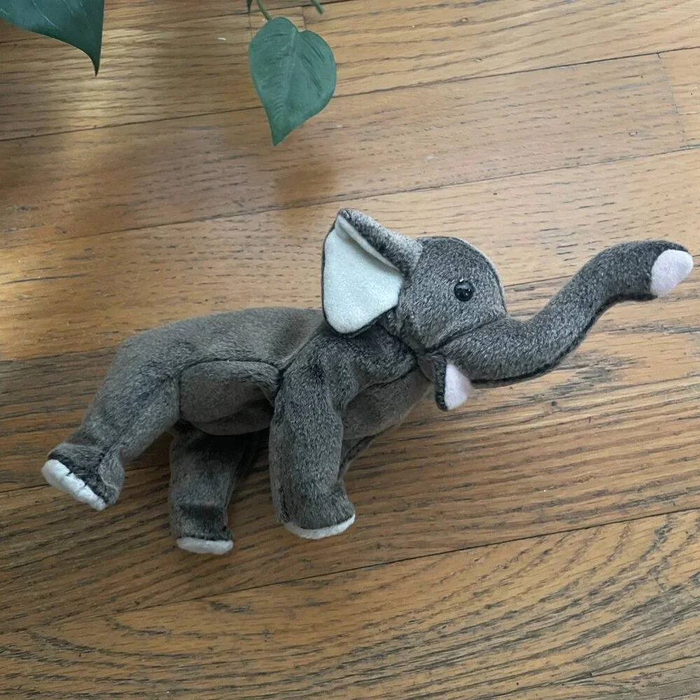 Ty Trumpet Beenie Baby 2000 Edition Small Gray Elephant With Tag
